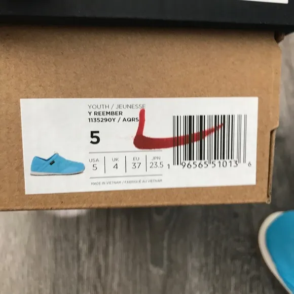 TEVA youth reember sneakers