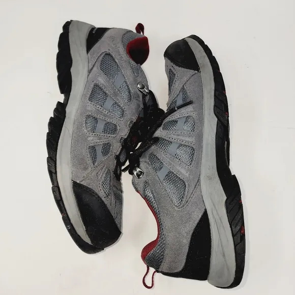 The Columbia Redmond III low waterproof mens 10 hiking sneakers shoes