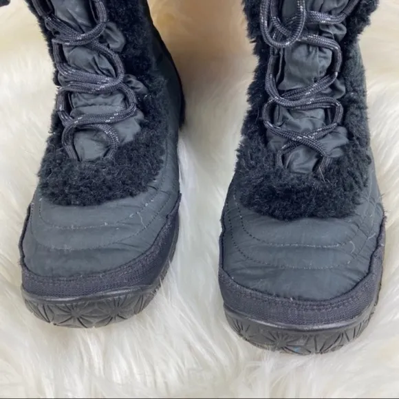 THE NORTH FACE WINTER LACE UP BOOTS SIZE 6.5
