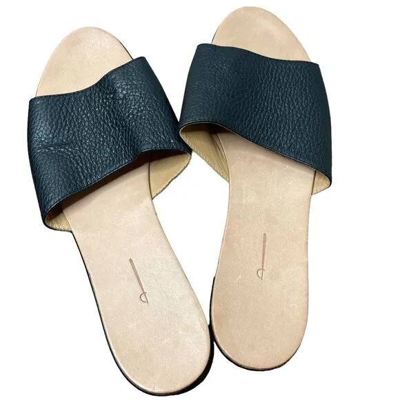 The Palatines Caelum Pebbled Leather Slide Sandals Black Size 8.5