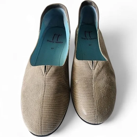 Thierry Rabotin olive green elegant flats suede &amp; textured leather finish US 6.5