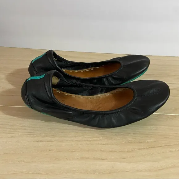 Tieks Classic Matte Black Flats Shoes Rounded Toe Sz 9 Minimalist Versatile