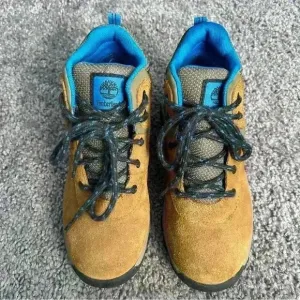 Timberland Boys Front Lace Up Boots Size 1