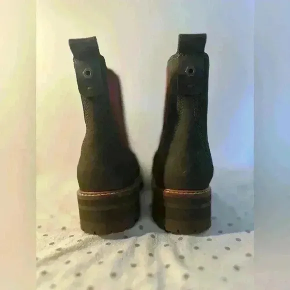 Timberland Pull-on Lug Boots NWOT