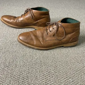 Todd Welsh Mens Boots Size 9M Brown Snake-Embossed Leather Chukka Lace Up‎