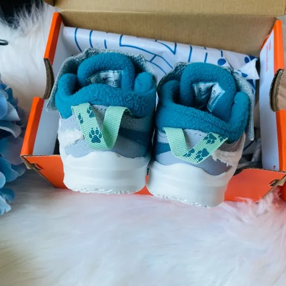 Toddler Nike Fleece Lined Pawprints Sneakers