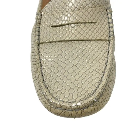 Tod's Beige Textured Embossed Flats / Loafers