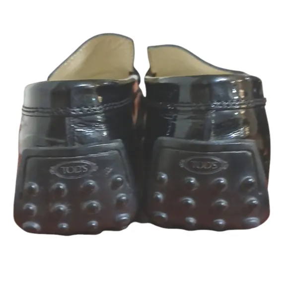 Tod's Black Patent Leather Slip-On Loafer Flats Women's size 7