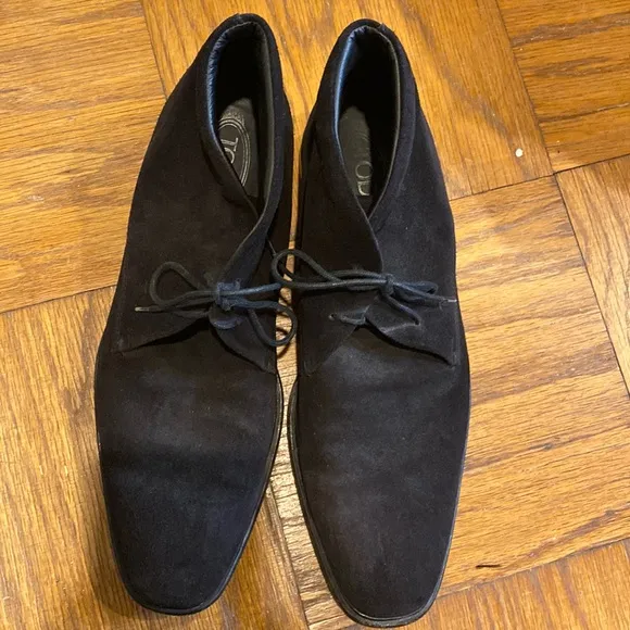 Tod’s lace up boots Size 9 1/2 Black
