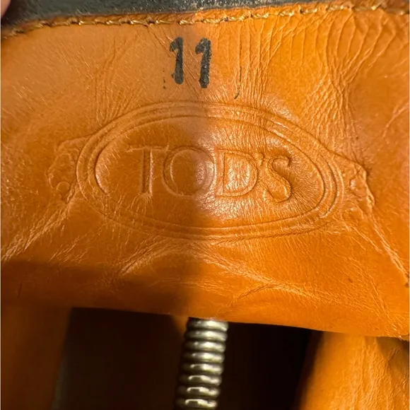 TOD’S Lace Up Leather Chukka Ankle Boots Size 11. GUC