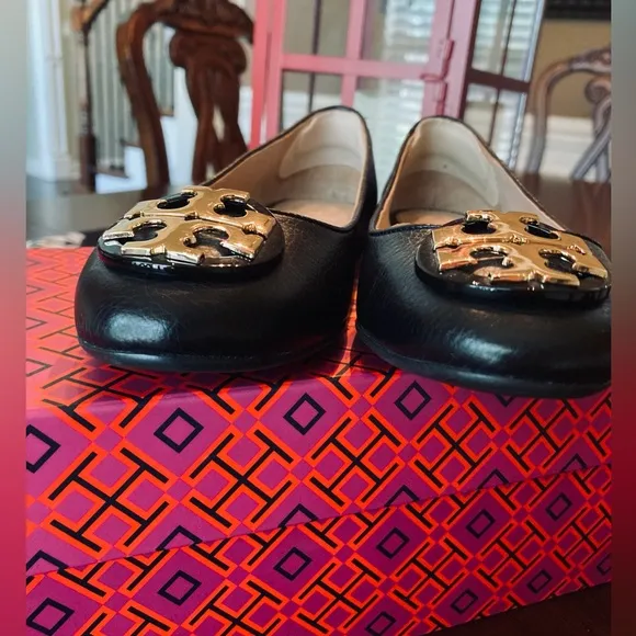 Tori Burch Claire Leather Black Ballet Flats NWOT