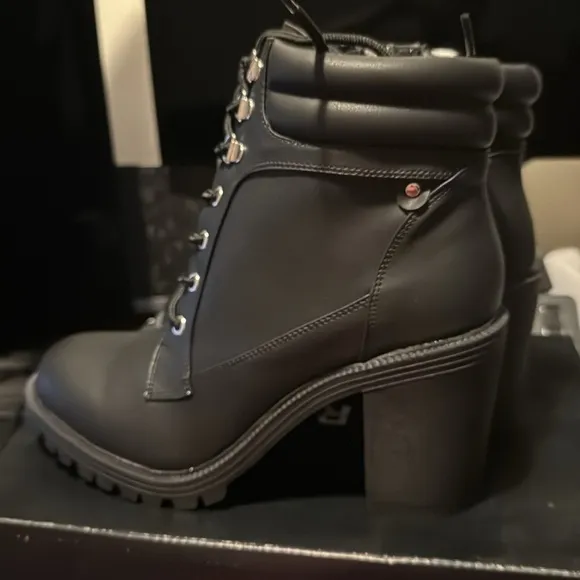 Torrid Black Lace-Up Heel Hiker Bootie Sz 10 New