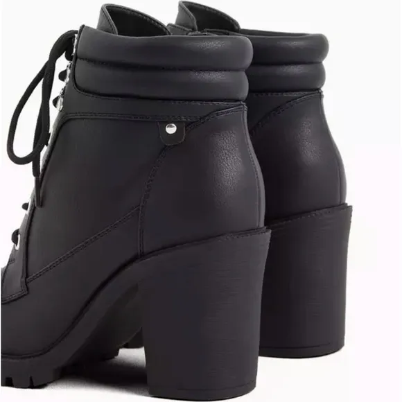 Torrid Black Lace-Up Heel Hiker Bootie Sz 10 New