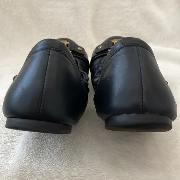 Tory Burch Ambrose Ballet Flats, size 6.5, navy with gold tone logo toe plaque