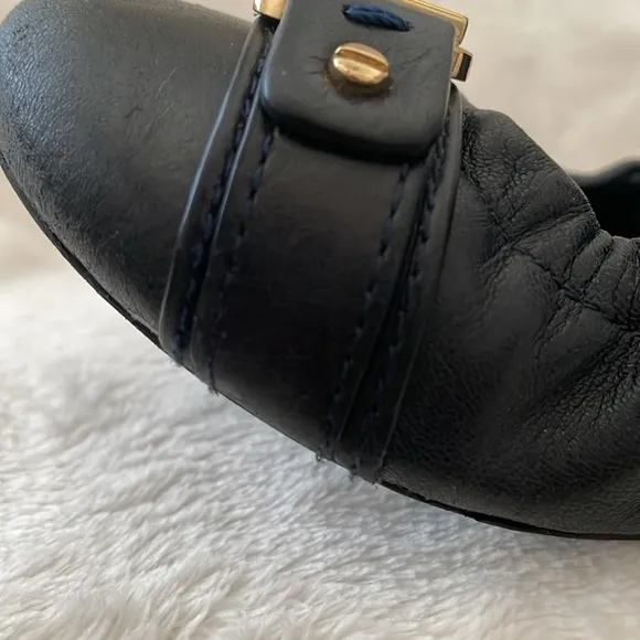 Tory Burch Ambrose Ballet Flats, size 6.5, navy with gold tone logo toe plaque