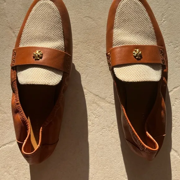 Tory Burch Brown and Cream Loafers with Gold Logo size 9