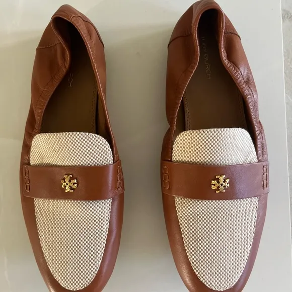 Tory Burch Brown and Cream Loafers with Gold Logo size 9