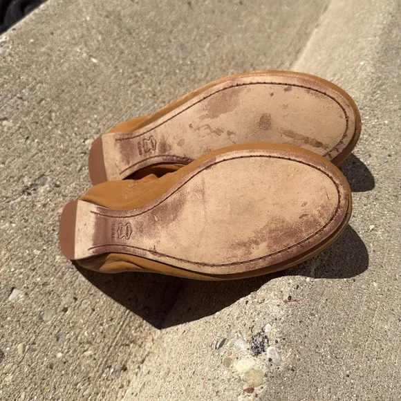 Tory Burch Brown Leather Flats with Scalloped EdgeSize 9.5