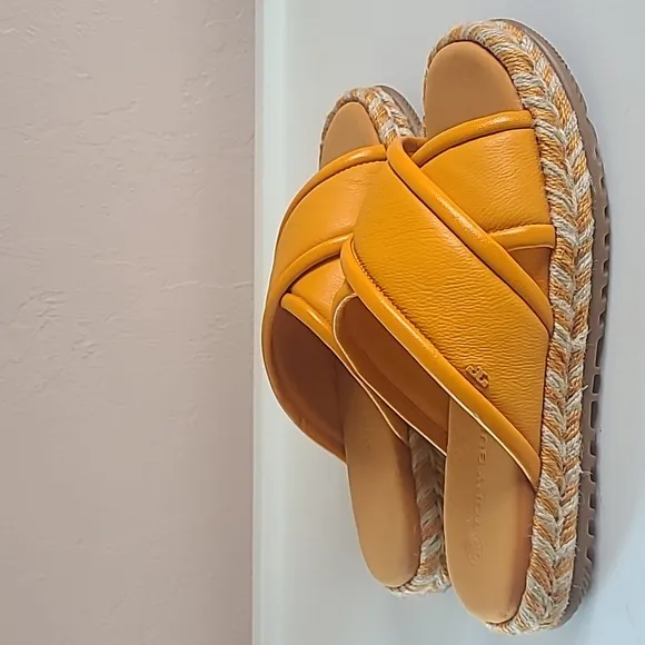 TORY BURCH Criss-Cross Textured Leather slides  with Logo Orange &amp; Tan Size 7.5M