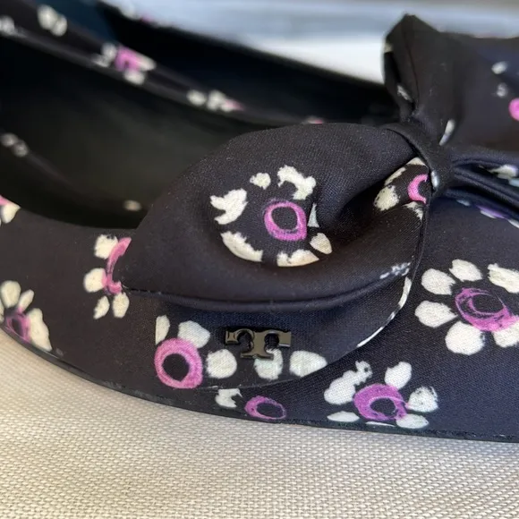 TORY BURCH Satin Bow Floral flats size 9