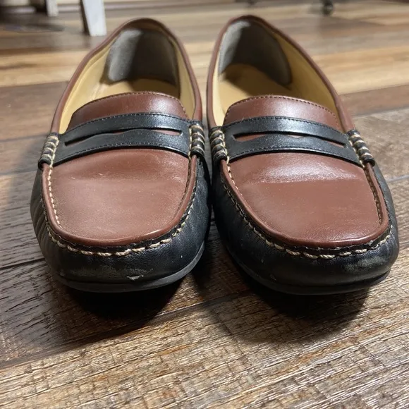 Trotters Francie Black and Brown Penny Loafers Size 10N Narrow