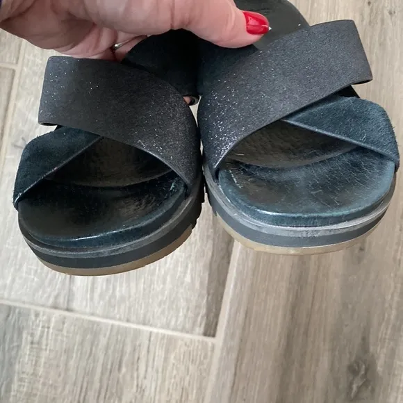 UGG 6 Kari glitter slide sandals