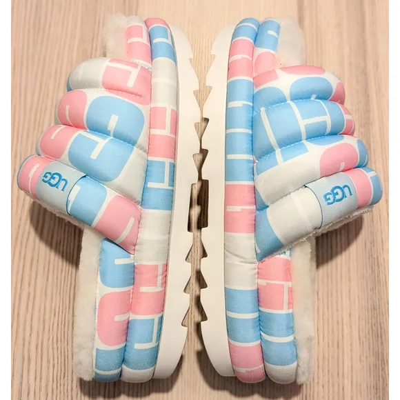 UGG All Gender Maxi Slide Platform Sandals Mens 8 / Womens 10 Pride LBGTQIA NEW