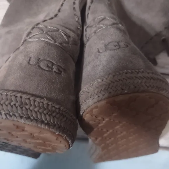 UGG Australian Somaya Moccasin Boots