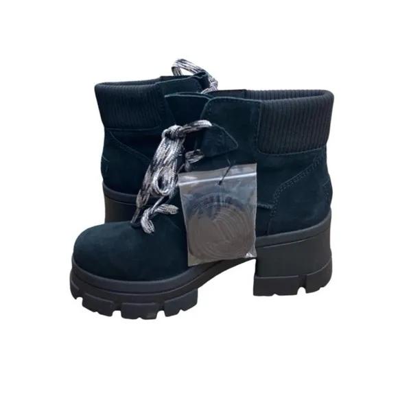 UGG Brooklyn lace up suede black boots