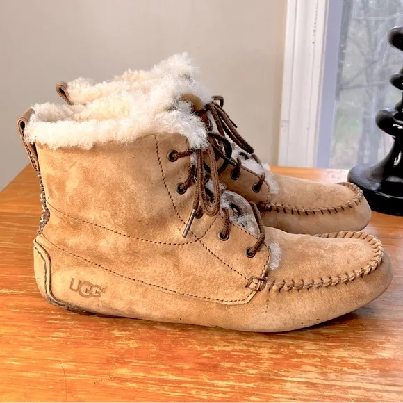 UGG Chikaree Lace-Up Moc Boots
