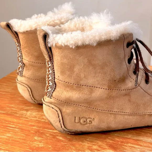 UGG Chikaree Lace-Up Moc Boots