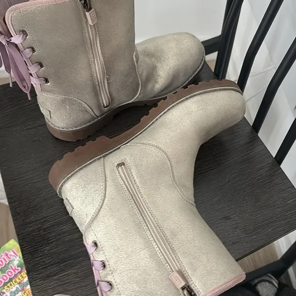 Ugg | Corene Lace-Up Boots