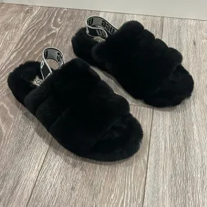 UGG Fluff Yeah Black Slide Sandals size 9