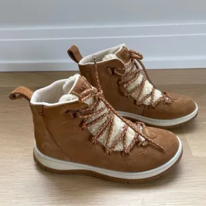 UGG Lakesider Heritage Suede Boots Women’s size 6