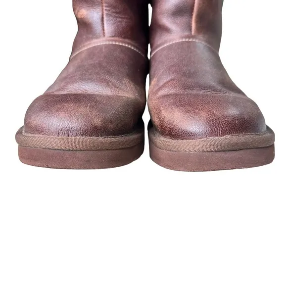UGG Mariana S/N 1008426 Brown Leather Boots. Size 7