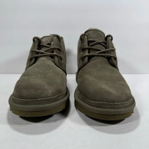 UGG Neumal Burnt Olive Green Suede Lace Up Chukka Boots Women Size 8