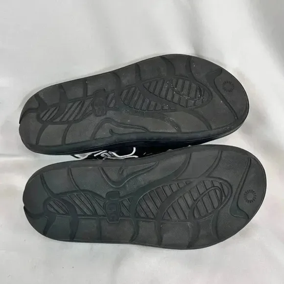 UGG Sport Yeah Beach Slides Size 6 Men Slide Slip On Black Athletic Unisex