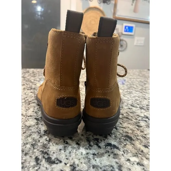 UGG Suede Lace-Up Boots SZ 6 New/WNB