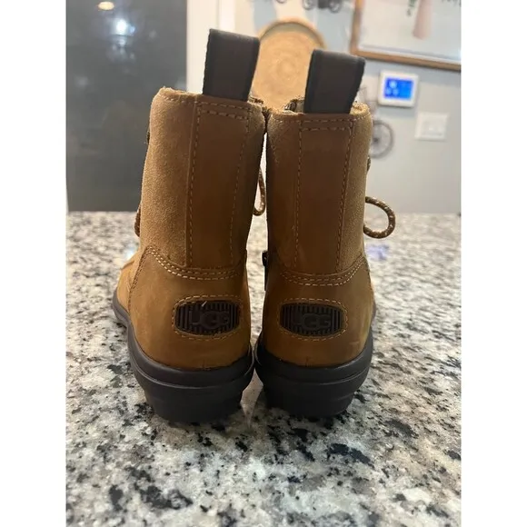 UGG Suede Lace-Up Boots SZ 6 New/WNB