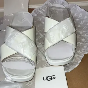 UGG W Emily White Slide Shoes Size 9 NEW and New In Box