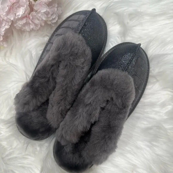 Ugg Women Slippers Hard Bottom Slippers for Indoor and Outdoor Warm Fu…