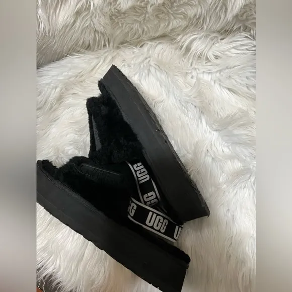 UGG Disco Slide Fur Sandals