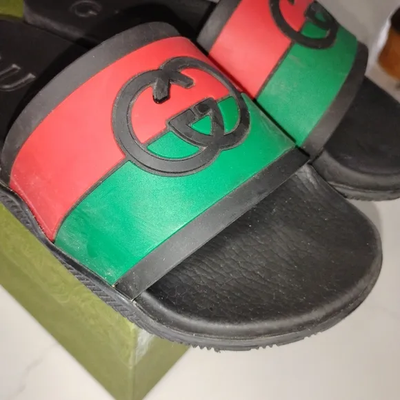 UNISEX Gucci Black Slides with Red and Green Interlocking Size 39 (9)