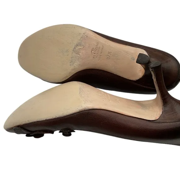 Valentino Garavani Brown Mary Jane Leather Pumps 37.5 US/7.5 kitty heel