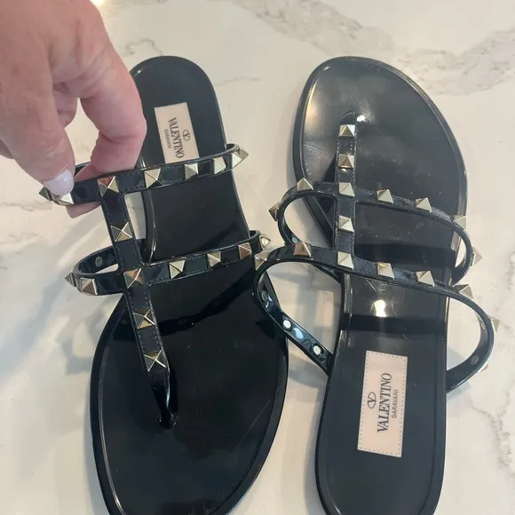 Valentino Garavani Rockstud T-Strap Slide Sandals, Size 41