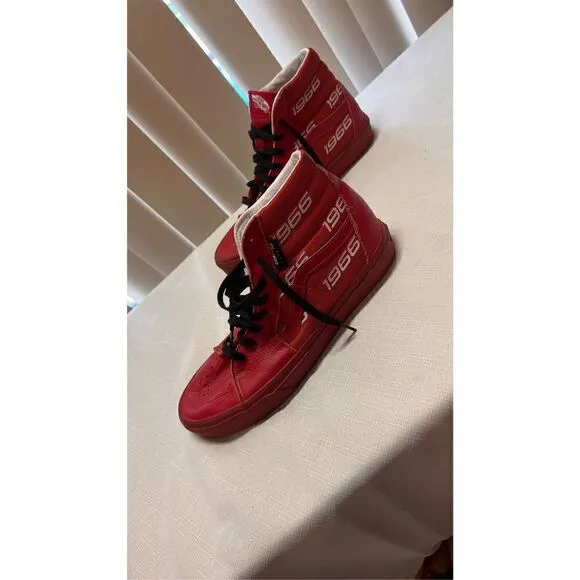 Vans Men's Hi-Top Cordura 1966 Round Toe Lace Up Skate Shoe Sneakers Red Sz 8.5