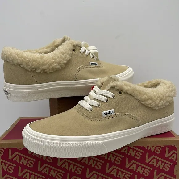 Vans WMNS Tan Fleece-Lined Sneakers Authentic SherpaCozy Hug Mojave Desert