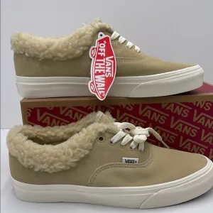 Vans WMNS Tan Fleece-Lined Sneakers Authentic SherpaCozy Hug Mojave Desert