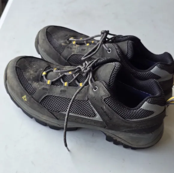 Vasque Breeze Low Hiking Sneakers Men's Size 13M Vibram Sole 7492 Gray
