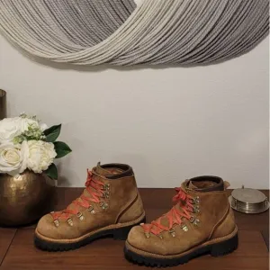 Vasque Women's Lace Up Boots - Brown and Orange